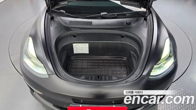 Tesla Model 3 2021 thumb 5