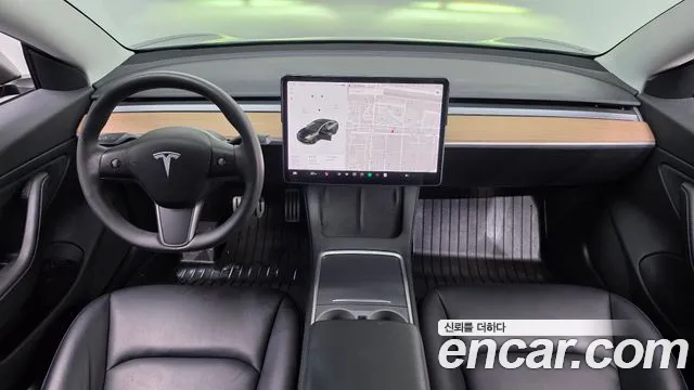 Tesla Model 3 2021 thumb 6