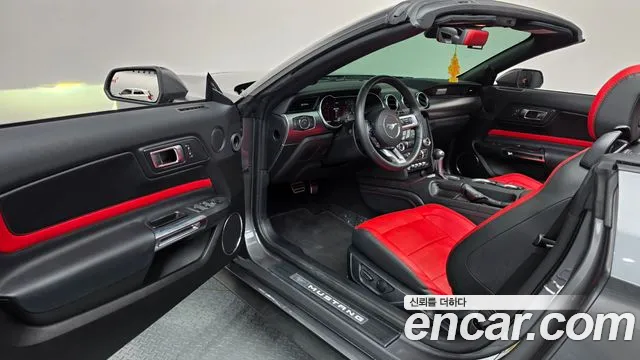 Ford Mustang Mach-E 2021 thumb 10