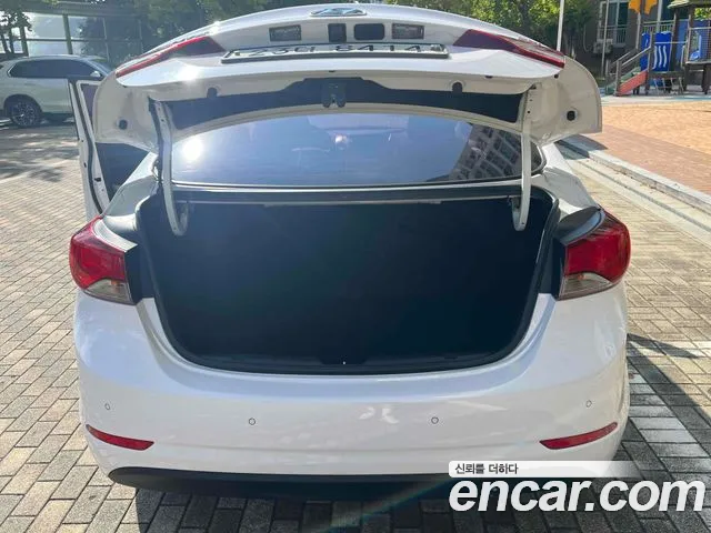 Hyundai Avante 2015 thumb 11