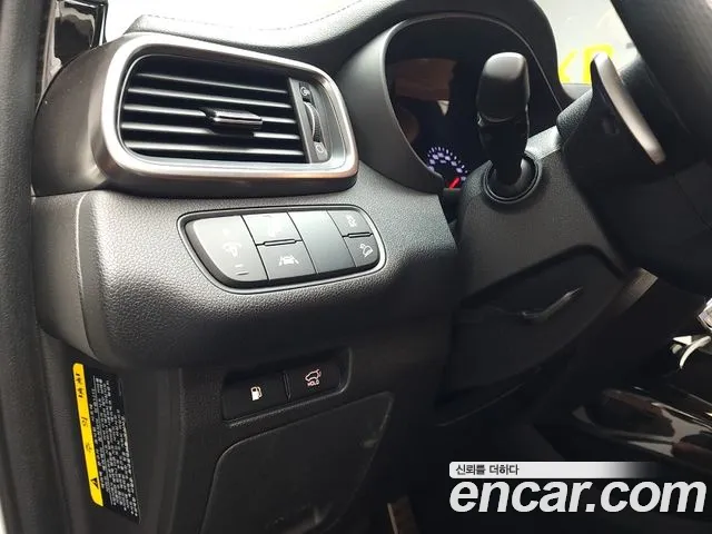 Kia Sorento 2018 thumb 9