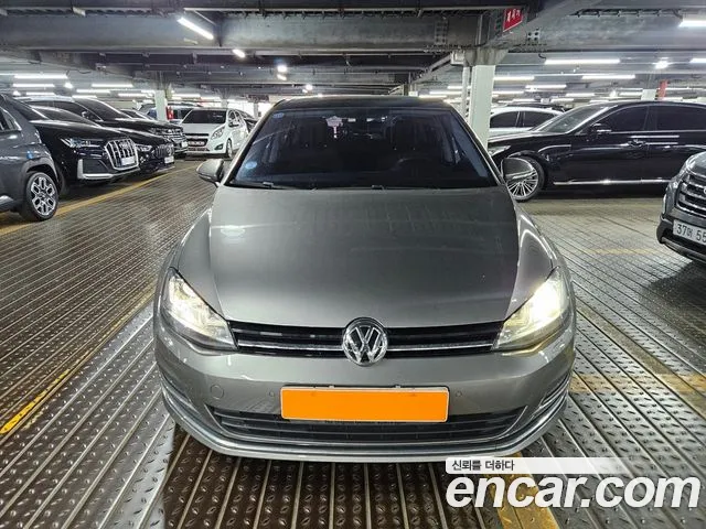 Volkswagen Golf Sportsvan 2016 thumb 2