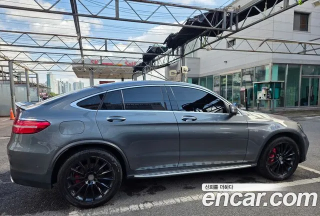 Mercedes-Benz GLC 2017 thumb 3
