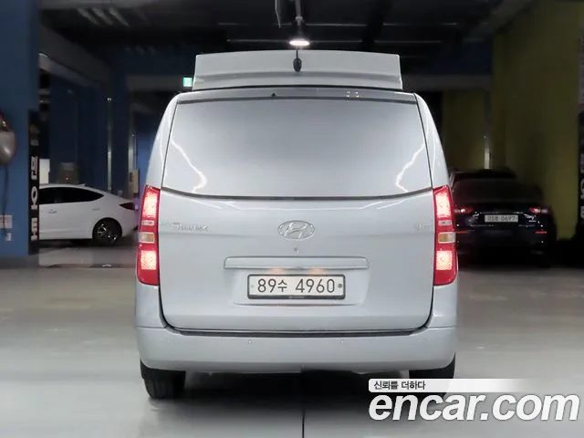 Hyundai Starex 2017 thumb 4