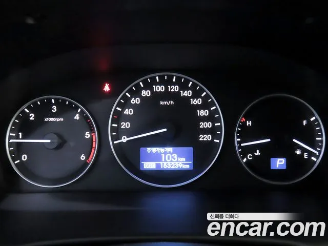 Hyundai Starex 2017 thumb 8