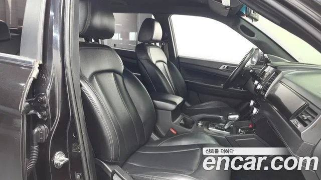 KG_Mobility_Ssangyong Rexton 2022 thumb 11