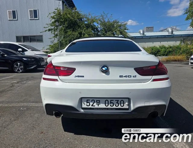 BMW 6-Series 2016 thumb 5