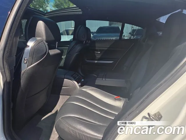 BMW 6-Series 2016 thumb 9