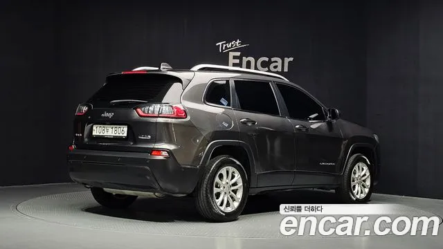 Jeep Cherokee 2019 thumb 2