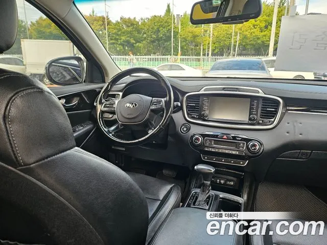 Kia Sorento 2018 thumb 8