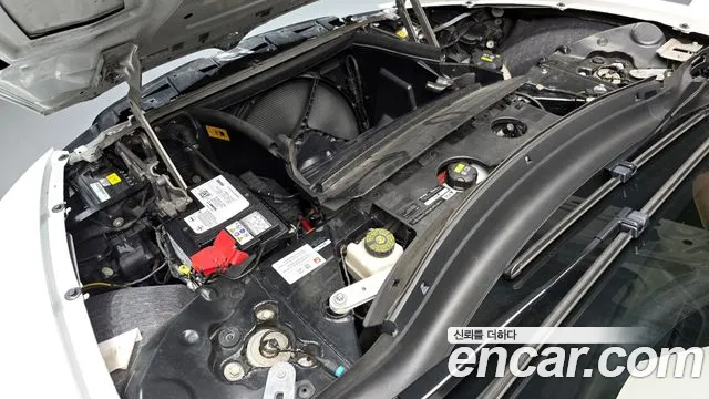 BMW i8 2016 thumb 6
