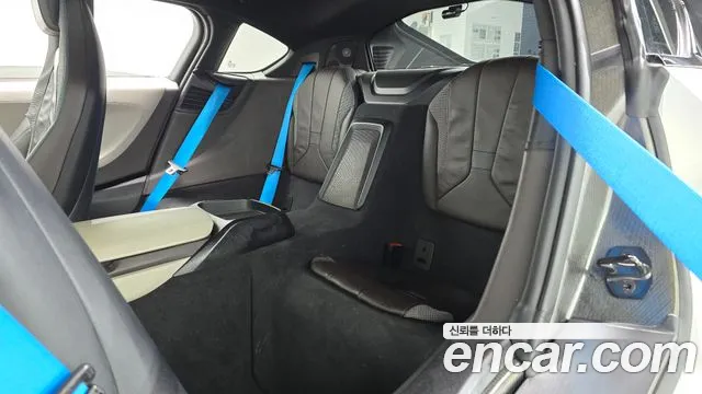 BMW i8 2016 thumb 12