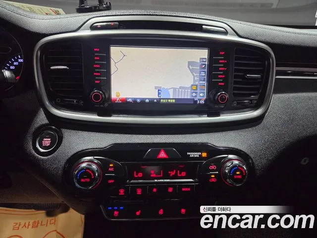 Kia Sorento 2016 thumb 9