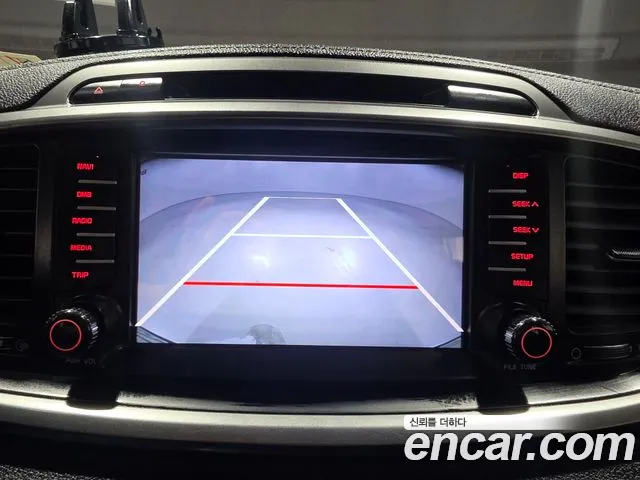 Kia Sorento 2016 thumb 10
