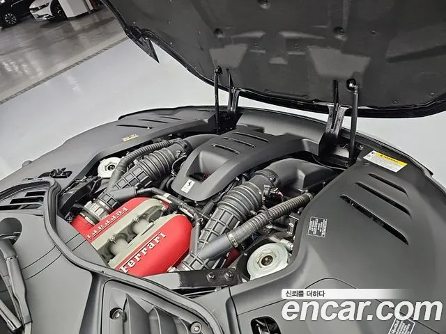 Ferrari Purosangue 2025 thumb 5