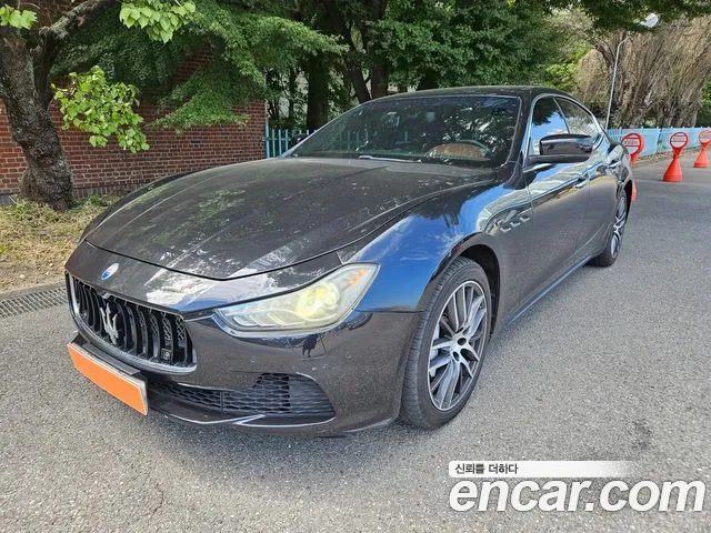 Maserati Ghibli 2016 thumb 3