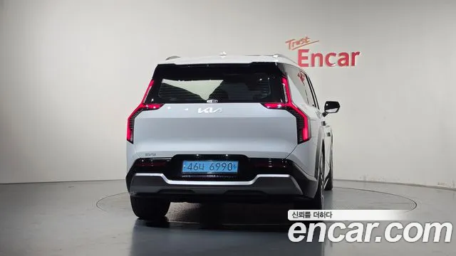 Kia EV9 2023 thumb 3