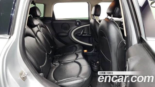 MINI Countryman 2015 thumb 12