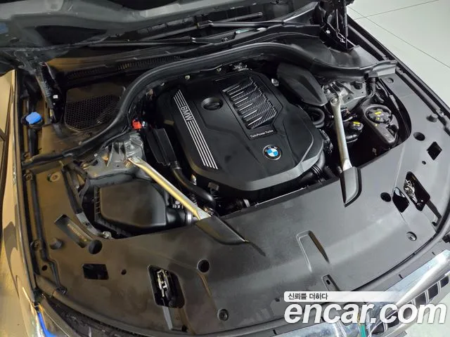 BMW Gran Turismo 2022 thumb 6
