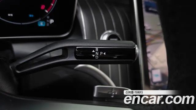 Mercedes-Benz GLC 2023 thumb 8
