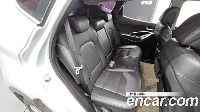 Hyundai Santa Fe 2013 thumb 11