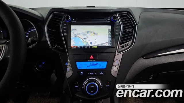 Hyundai Santa Fe 2013 thumb 12