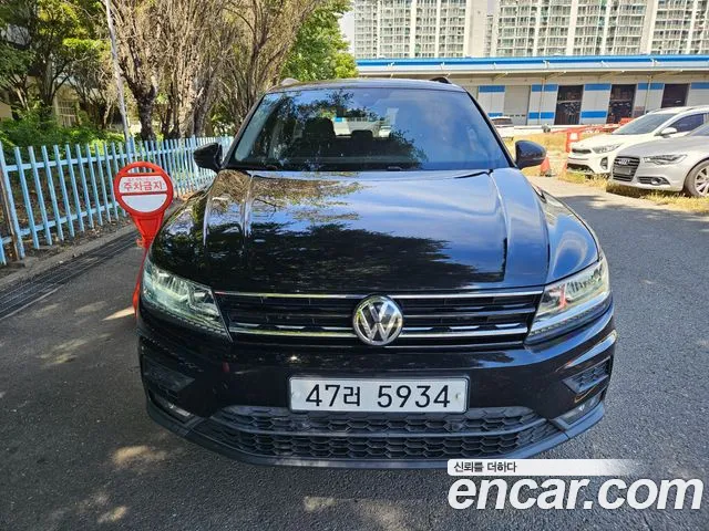 Volkswagen Tiguan 2018 thumb 12