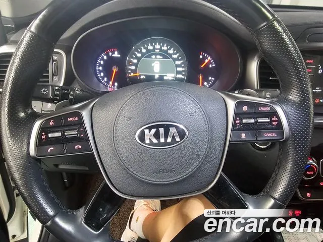 Kia Sorento 2019 thumb 6