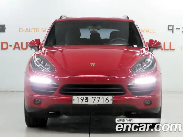 Porsche Cayenne 2014 thumb 2
