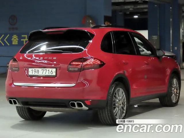 Porsche Cayenne 2014 thumb 4
