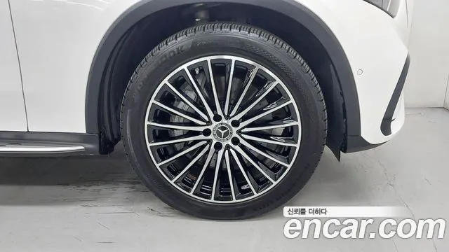 Mercedes-Benz GLC 2023 thumb 5