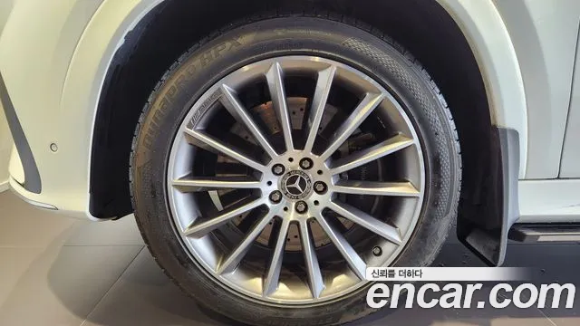 Mercedes-Benz GLE 2023 thumb 5