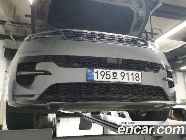 Land Rover Range Rover Sport 2023 thumb 7