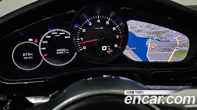 Porsche Panamera 2018 thumb 8