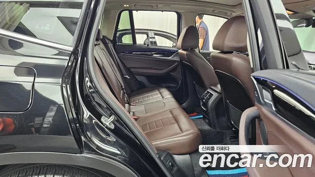 BMW X3 2020 thumb 11
