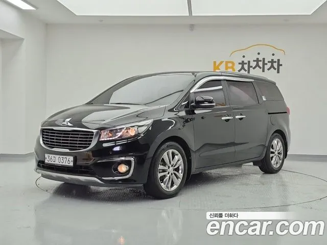 Kia Carnival 2016 thumb 12