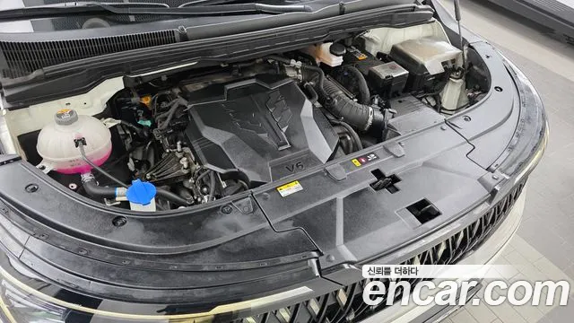 Kia Carnival 2024 thumb 6
