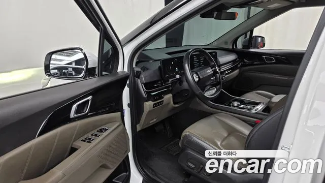 Kia Carnival 2024 thumb 10