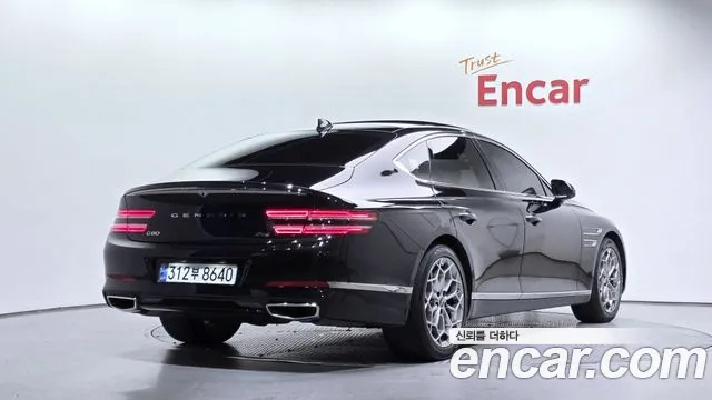 Genesis G80 2022 thumb 2