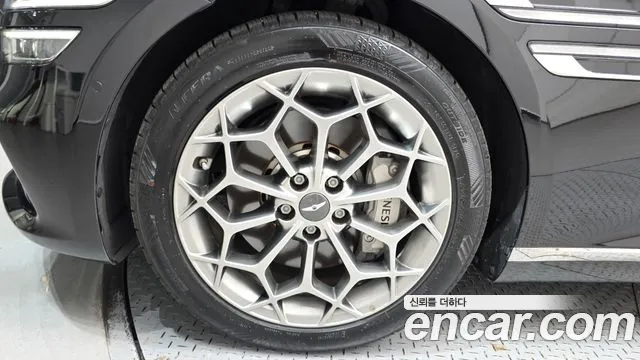 Genesis G80 2022 thumb 5
