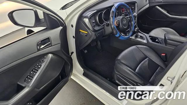 Kia K5 2013 thumb 10