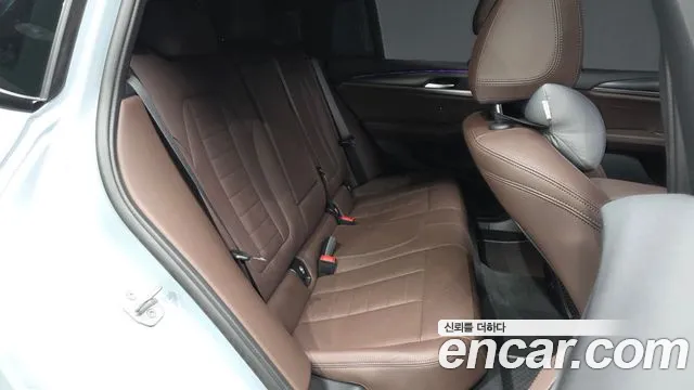 BMW X4 2023 thumb 11