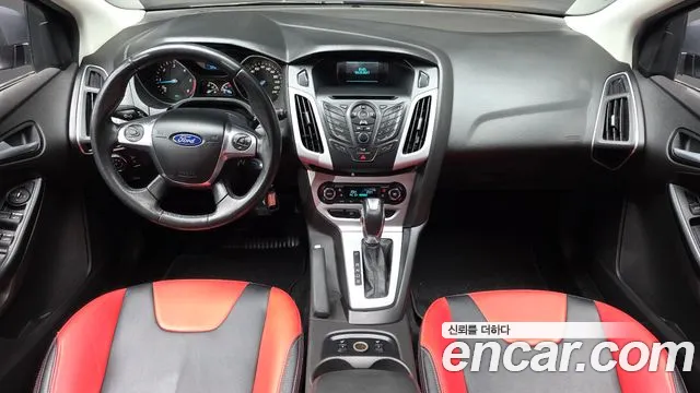 Ford Focus 2014 thumb 7