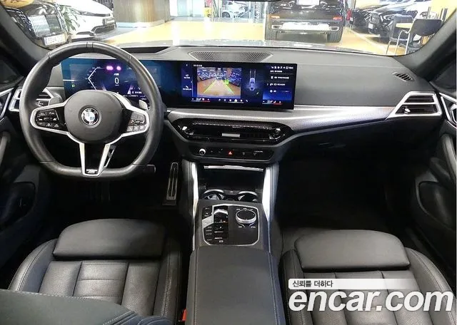 BMW 4-Series 2025 thumb 7