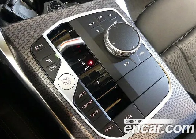 BMW 4-Series 2025 thumb 9
