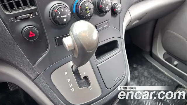 Hyundai Starex 2012 thumb 9