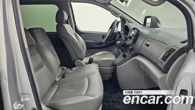 Hyundai Starex 2012 thumb 11