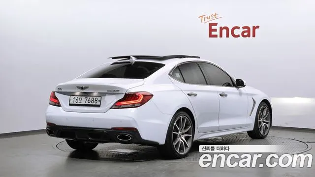 Genesis G70 2019 thumb 2