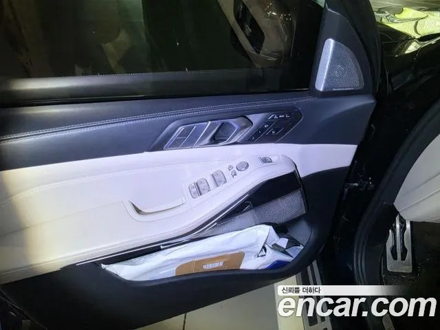 BMW X7 2021 thumb 5