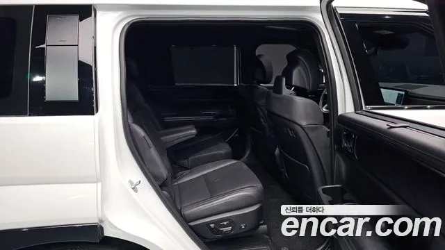 Hyundai Santa Fe 2024 thumb 11